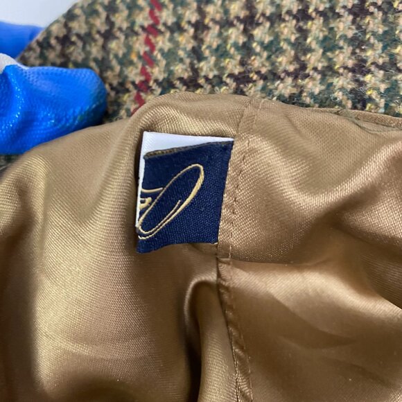 Men's Classic Houndstooth Earflap Hat - Picture 9 of 13